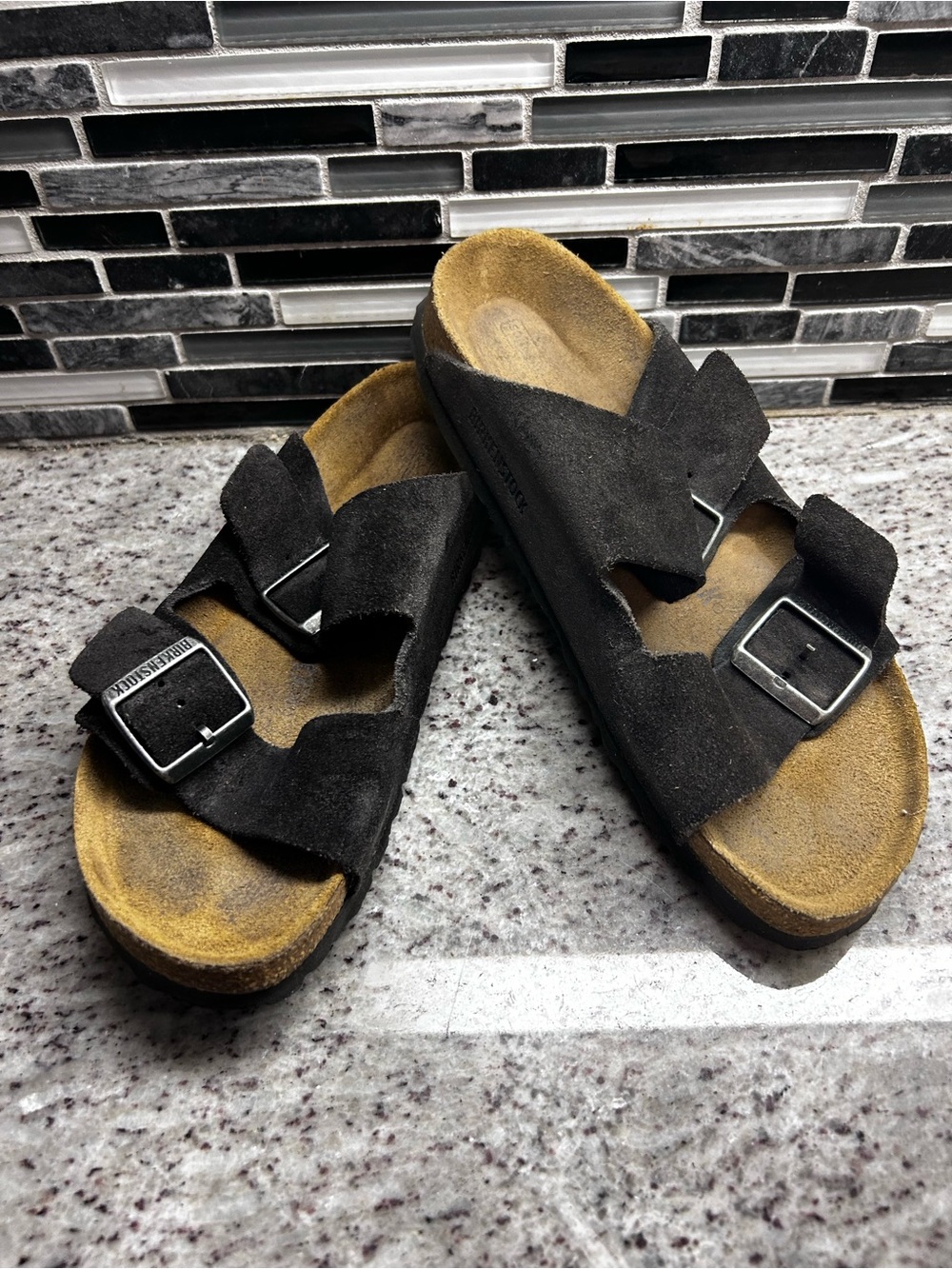 Birkenstock Arizona Black Suede Double-Buckle Slide Sandals women’s 8, mens 6